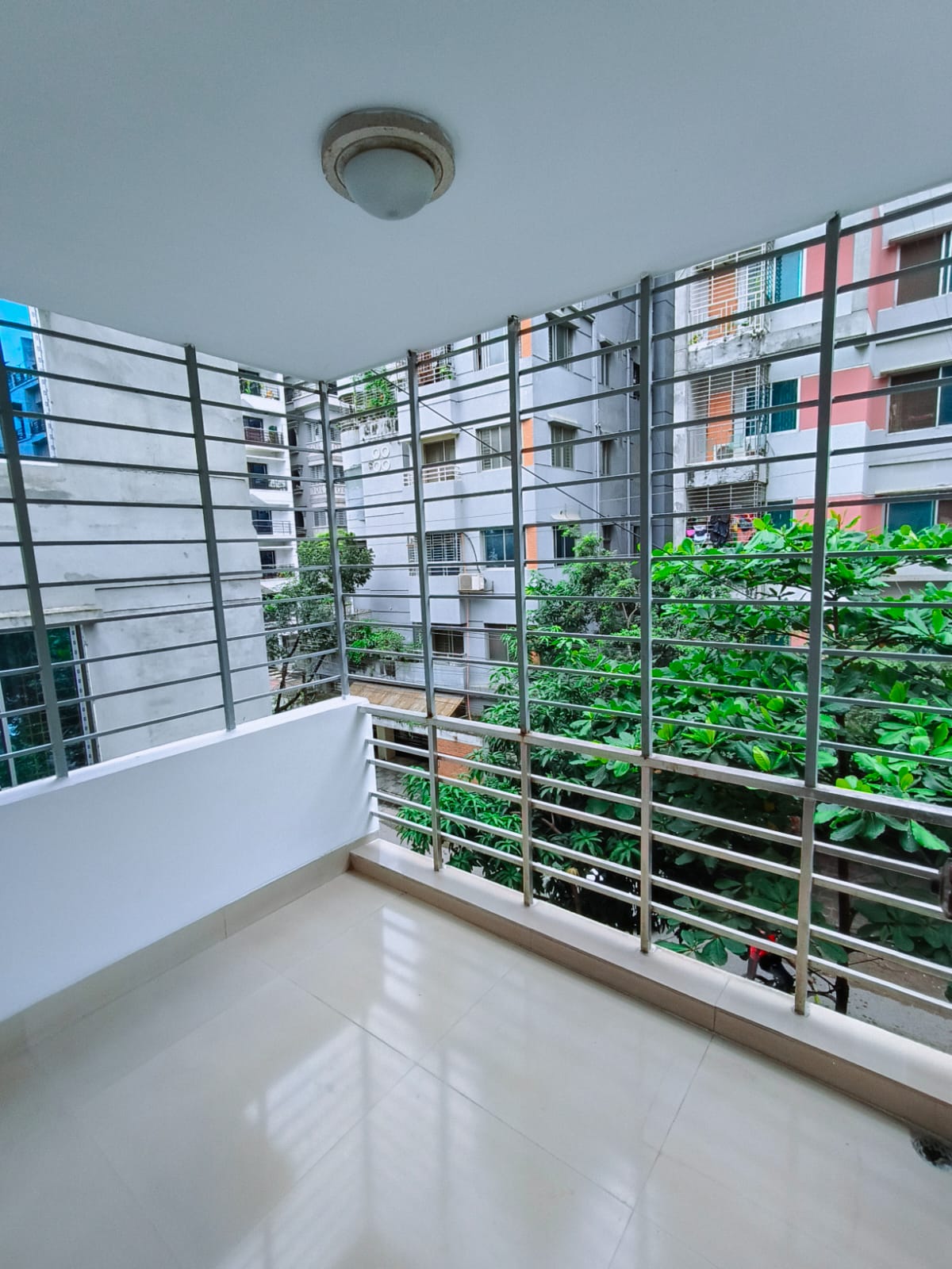 9bf1048f-706f-4adc-98f6-664b77b8a935