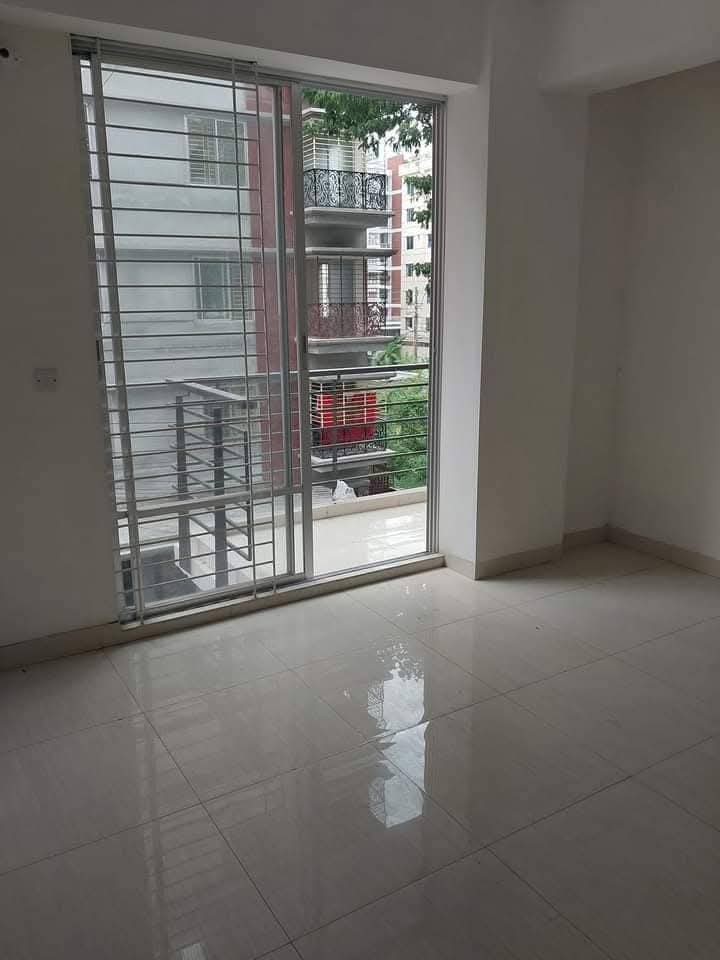 afa3b474-382f-472f-b5f5-c595665a0191