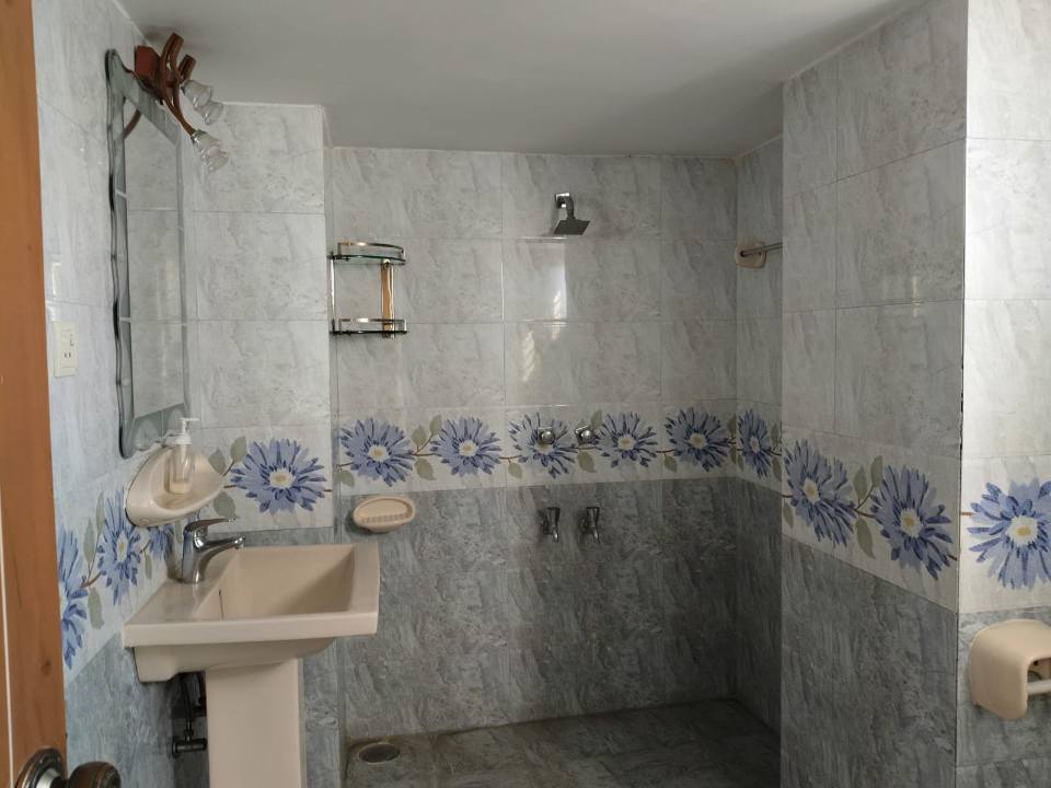 595107398_2375557459548831_5948358615669324468_n