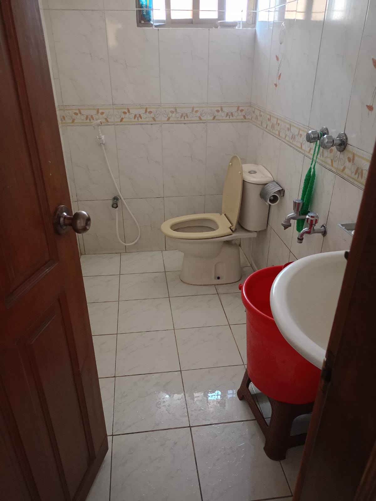 76b2c540-2daf-443d-8df9-22cff373ad65