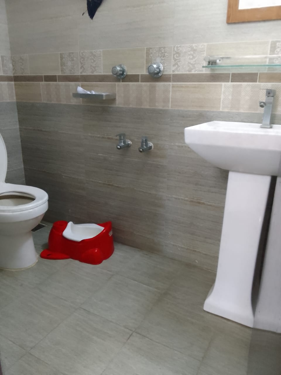 7835c1bc-c520-4945-8f40-fc9c8aad4631