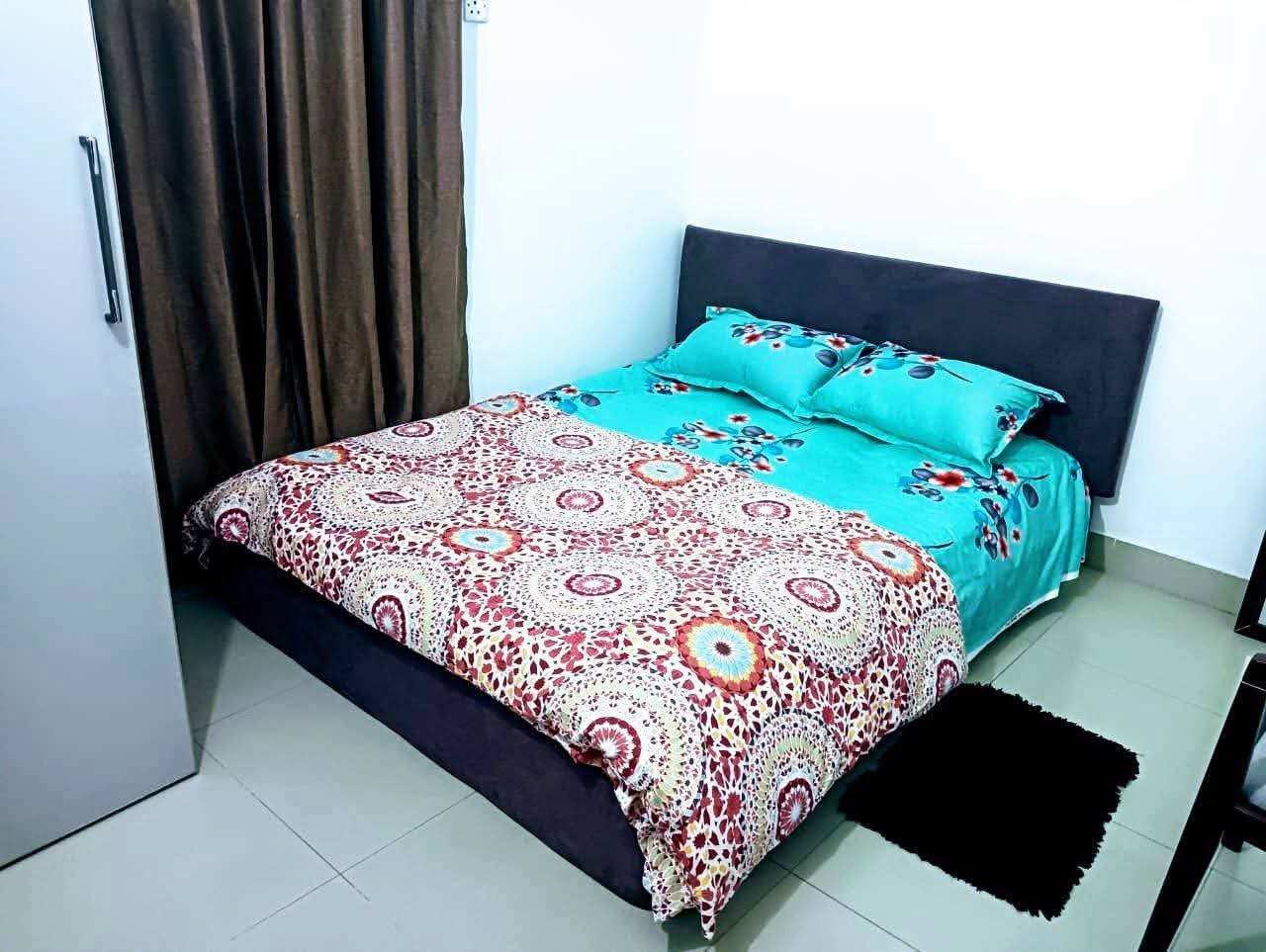 efc353b0-86f4-4d93-af0d-fb835d5611bc